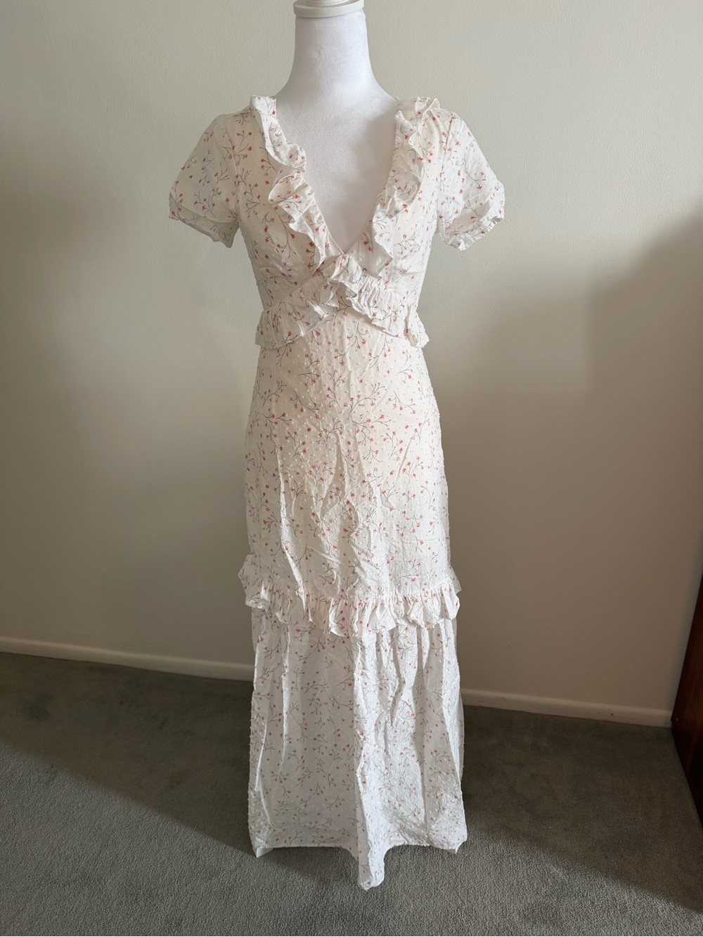 BCBG Light Floral Tiered Ruffle Maxi Dress - Cream with Pink Accent